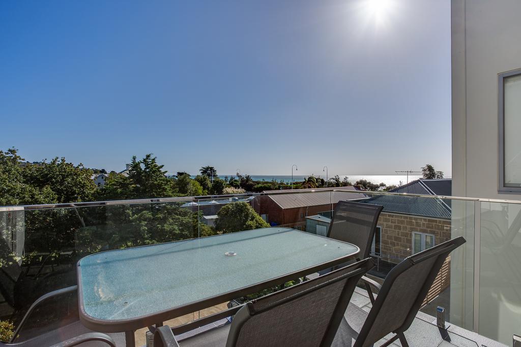 Seaside Apartment Getaway Дромана Екстер'єр фото